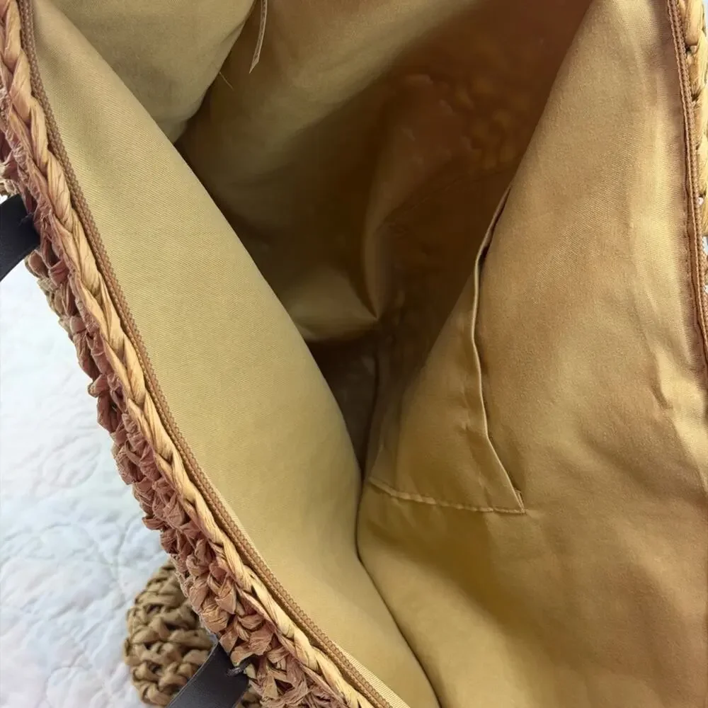 NWOT Elegant Woven beach bohemian Tote Bag with dark Brown Straps